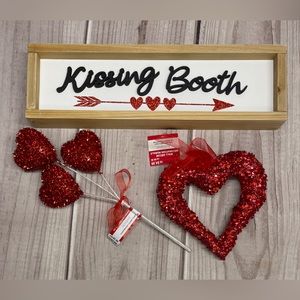 Ashland 3Pc Valentines Day Lot Kissing Booth Table Top Sign Heart Pick Red Heart
